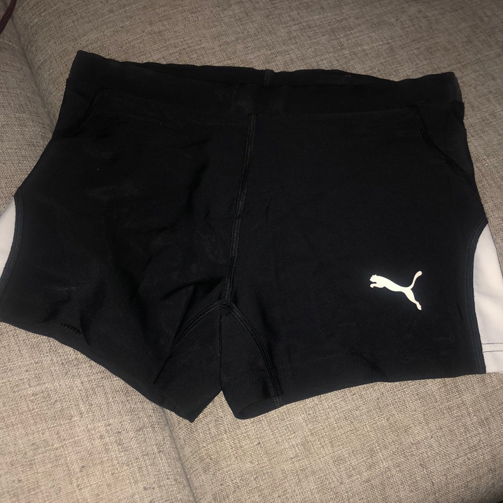 New Puma running short size medium for women!!